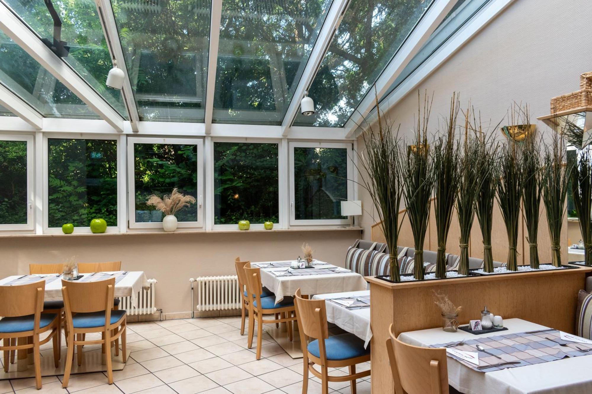 Central Hotel Eschborn Ngoại thất bức ảnh